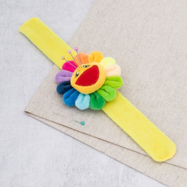 Браслет игольница цветок 24 см