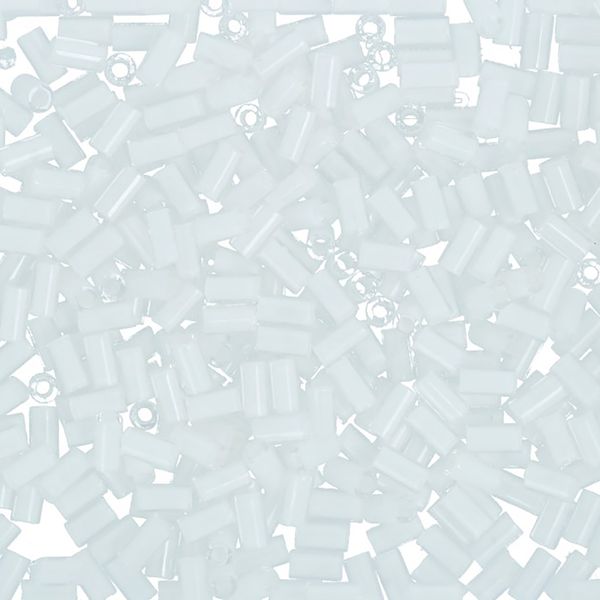 Бисер Toho Bugle 4 (3 мм), 25 г (5х5 г), 0981 белый