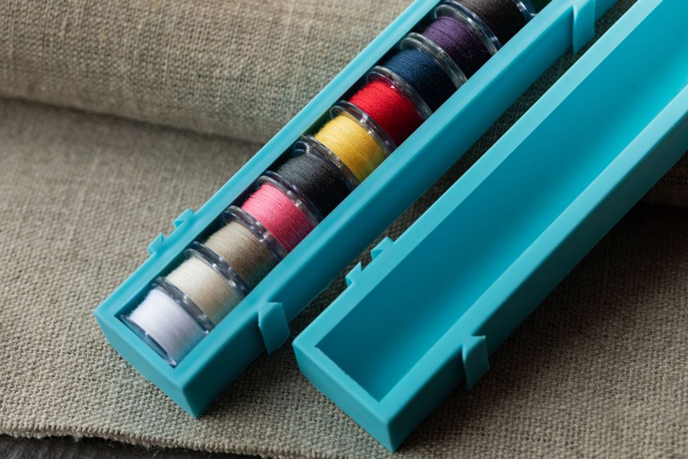 Органайзер для шпулек 15х3.2х1.8 см, термопластичная резина, голубой, Gamma OFS-01