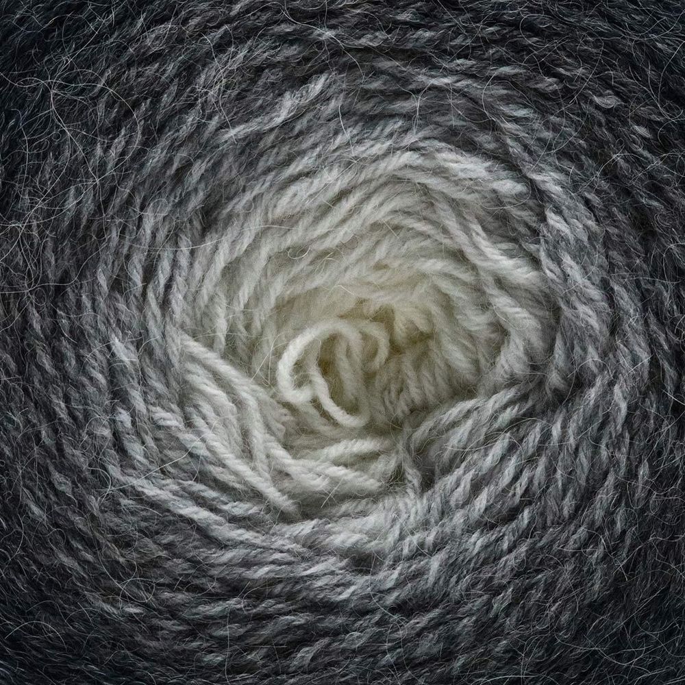 Пряжа YarnArt (ЯрнАрт) Flowers Alpaca / уп.2 мот. по 250 г, 940м, 410