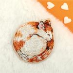 Набор для вышивания нитками Panna Живая картина JK-2322, Брошь. Спящий котик, 4.5х4.5 см