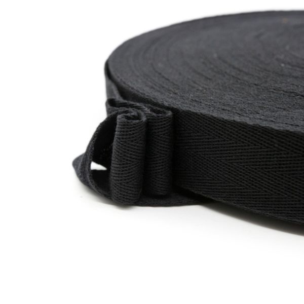 Тесьма (лента) киперная (100 х/б) 30 мм / 50 метров, черная