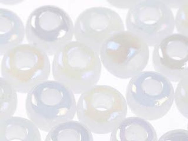 Бисер Preciosa полупрозрачный с радужным покрытием 10/0 (2.3 мм), 1х50г, цв. 57205