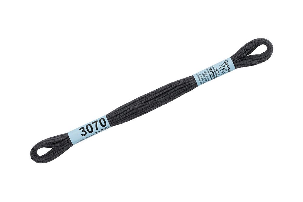 Мулине Gamma 100% хлопок, цв.3070 т.серый, 24 мотка по 8 метров