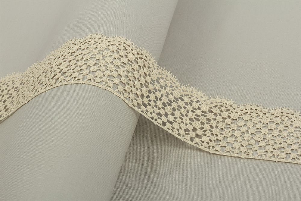 Кружево гипюр (плетёное) 65 мм / 10 м, бежевый, Gamma GGM-6501