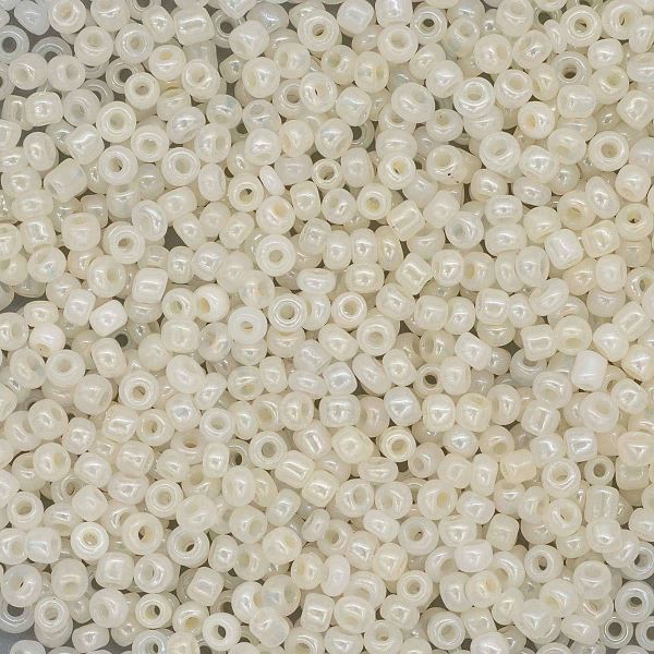 Бисер Astra&Craft 11/0 (2.1 мм), 200 г (10х20 г), цв. 152 лимонный/жемчужный