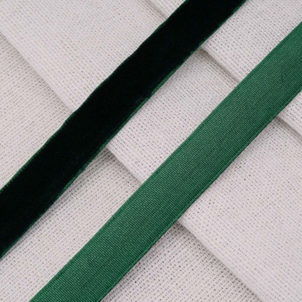 Лента бархатная (тесьма) 12.0 мм / 32.9±2 метров, 0081-1211, 165 темно-зеленый