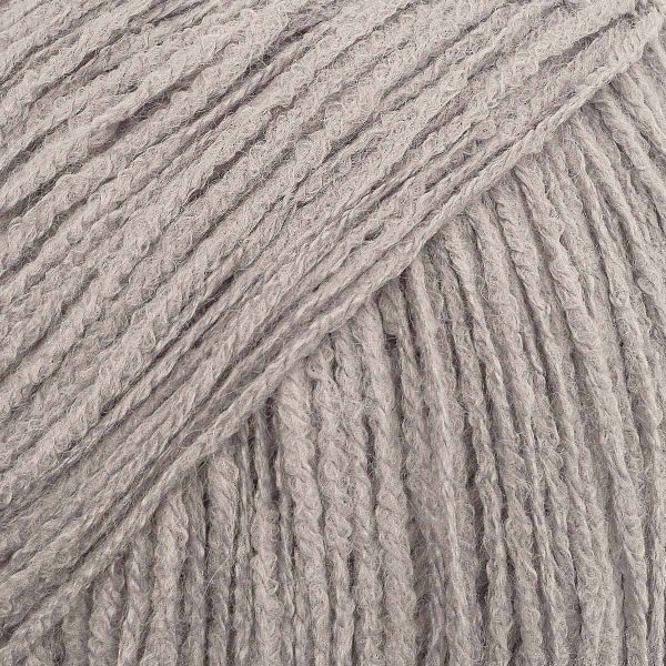 Пряжа Вязь Акриловая тонкая / уп.3 мот. по 100 г, 360 м, 910 серый
