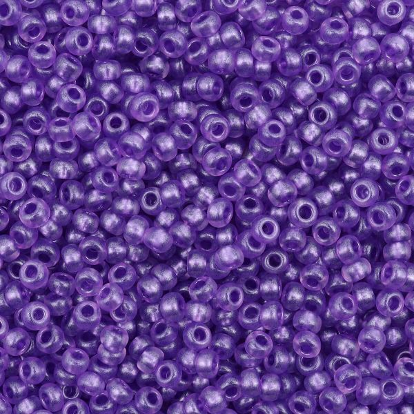 Бисер Preciosa прозрачный с перламутр. цвет.центром 10/0 (2.3 мм), круг.отв., 50г, (08328)