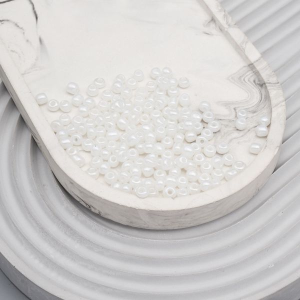 Бисер Astra&Craft 6/0 (4.1 мм), 150 г (10х15 г), цв. 141 белый/жемчужны