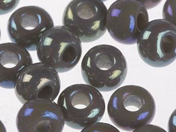 Бисер Preciosa 10/0 (2.3 мм), 1х50 г, непрозрачный с радужным покрытием, цв. 44020