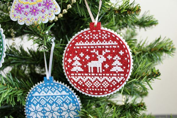 Набор для вышивания нитками МП Студия (Жар-птица), Новогодний шар. Олень 10х11 см