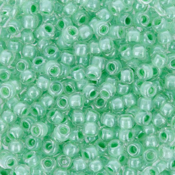 Бисер Toho 11/0 круглый (2.2 мм), 25 г (5х5 г), 0354 салатовый