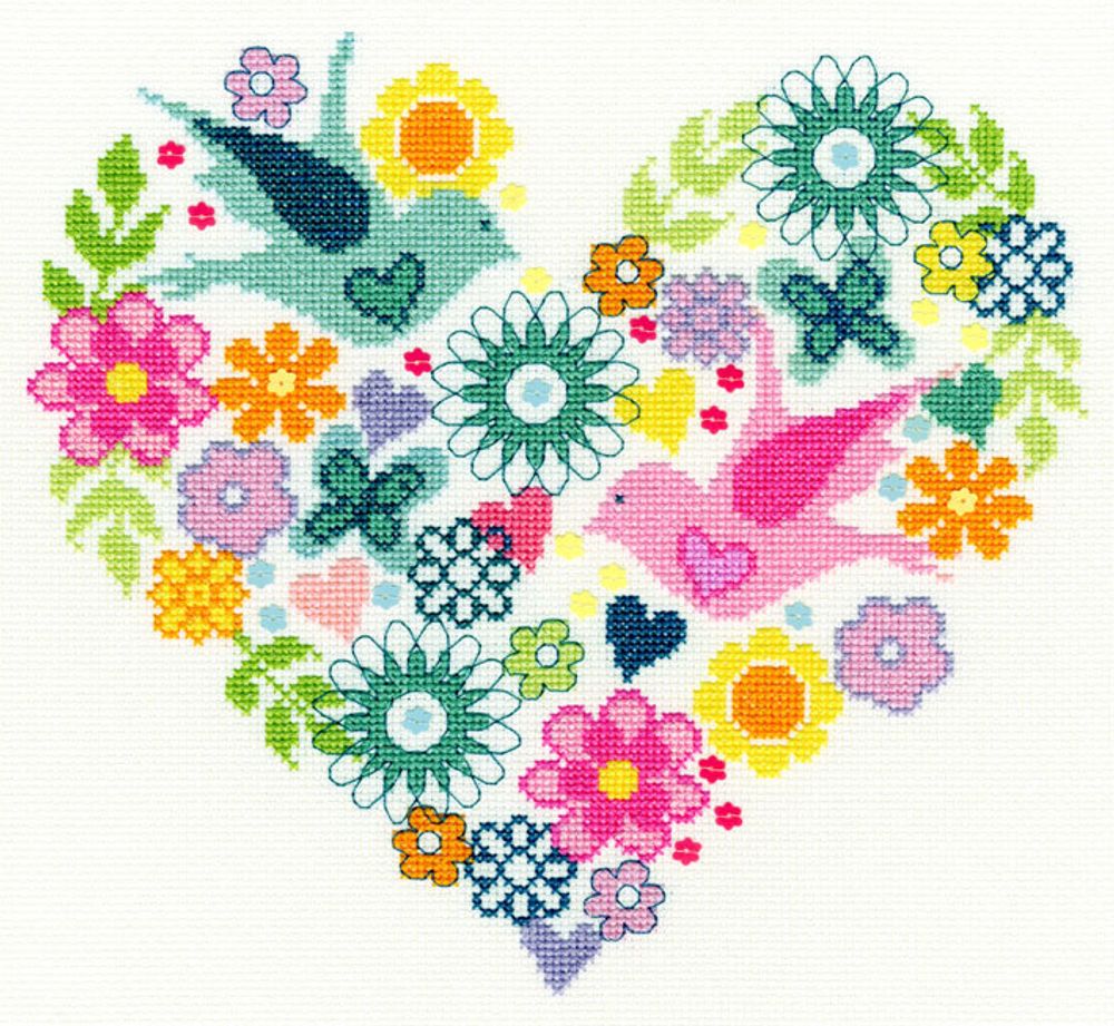 Bothy Threads, Heart Bouquet (Цветочное сердце), 25х23 см