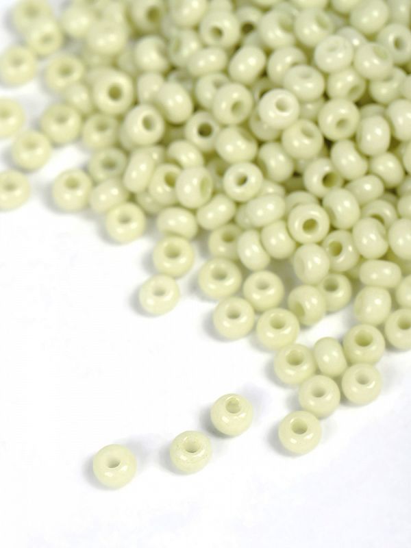 Бисер Preciosa 10/0 (2.3 мм), 50 г (10х5 г), цв. 03252