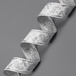 Лента (тесьма) жаккардовая 22.0 мм / 10±0.5 метров, Пейсли, 22807 белый/серебро