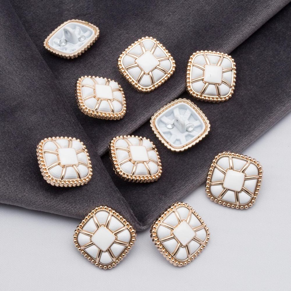 Пуговицы на ножке 28L=18 мм, металл, GD.White (золото-белый), 10 шт, MP07