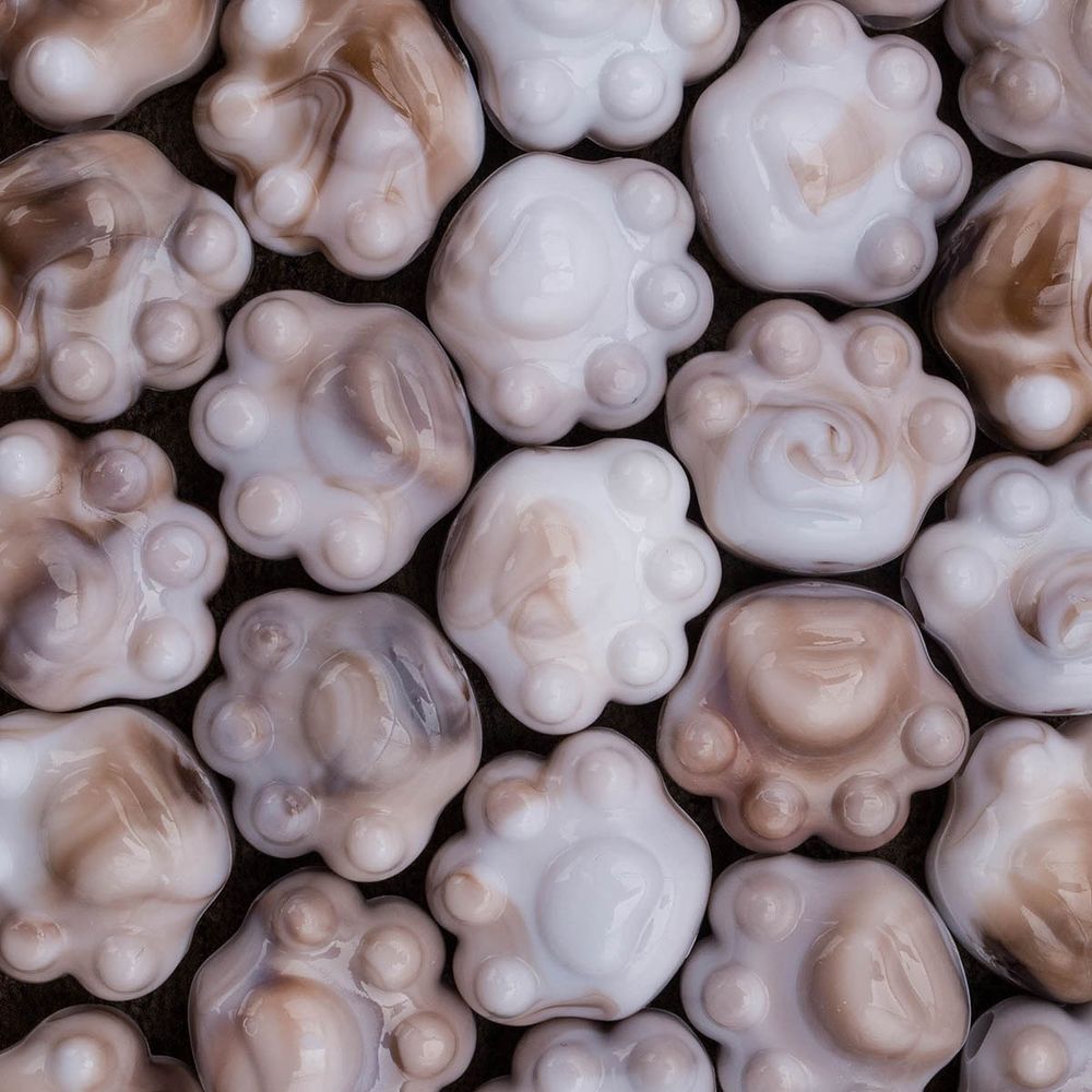 Бусины акрил 18.5х16.5х14 мм, 500 г, дымка, Кошачьи лапки, AD012 бело-бежевый, (7748712)7502 , Astra&Craft