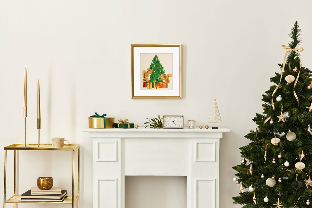 Набор для вышивания нитками Panna, Живая картина Бельчата украшают елку, 19х17 см