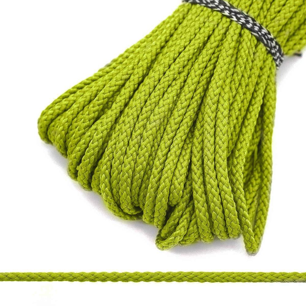 Шнур плетеный ⌀4.0 мм / 30 метров, салатовый