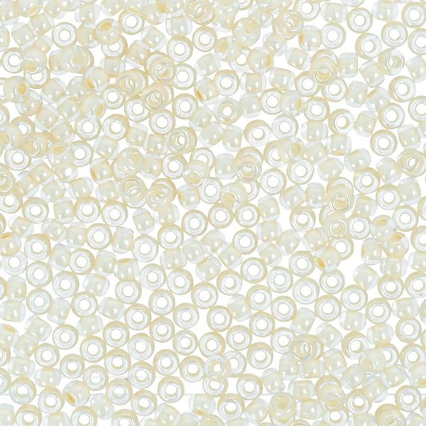 Бисер Toho 11/0 круглый (2.2 мм), 25 г (5х5 г), 0352 молочный
