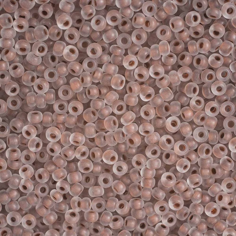 Бисер Preciosa 10/0 (2.3 мм), 500 г, прозрачный матовый, круг.отв., (38318) 331-39001-10/0