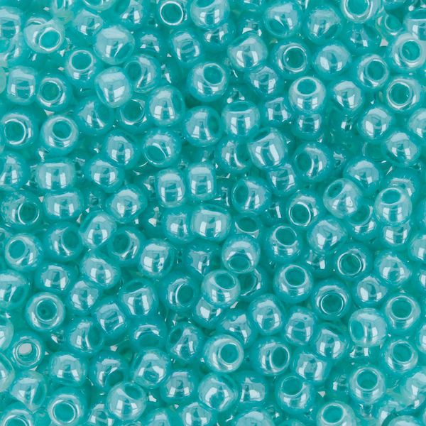 Бисер Toho 11/0 круглый (2.2 мм), 500 г, 0920 зеленый/перл