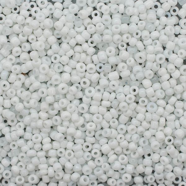 Бисер Astra&Craft 11/0 (2.1 мм), 200 г (10х20 г), цв. 41 белый/непрозрачный