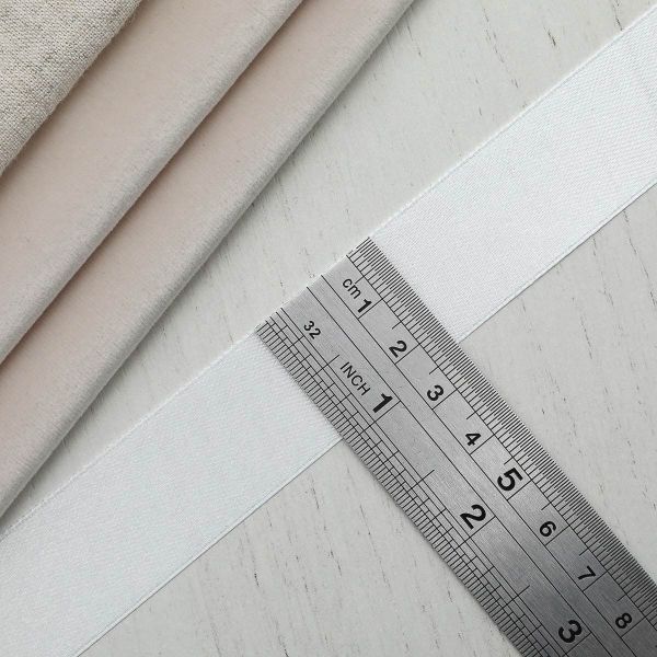 Лента атласная 1-сторонняя 25.0 мм / 22.86±1 метров, 127 жемчужный, Globus