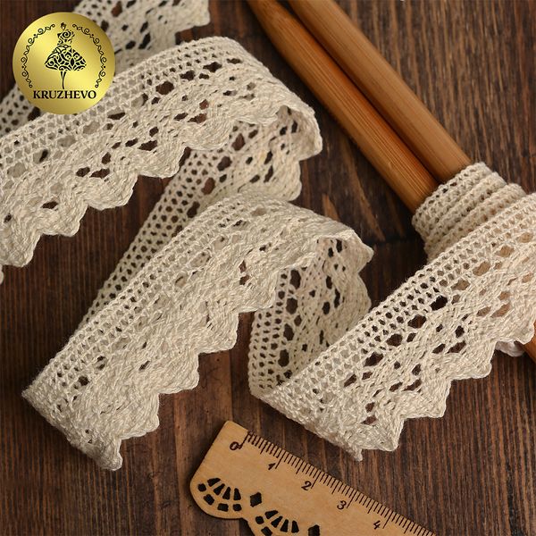 Кружево вязаное (тесьма) 30 мм, цв.01 натуральный, уп. 25 м, Kruzhevo