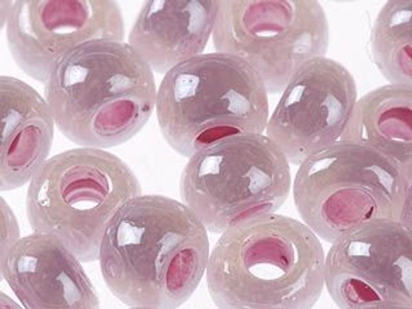 Бисер Preciosa 10/0 (2.3 мм), 50 г, алебастр с блест.покрытием и цв. центром, цв. 37325