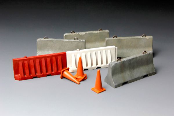 Модель сборная: барьеры, CONCRETE & PLASTIC BARRIER SET 1/35, Meng SPS-012