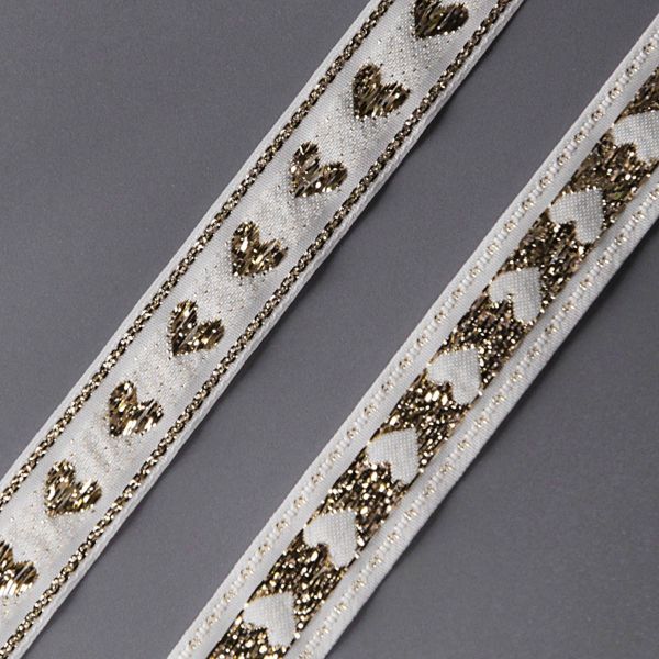 Тесьма декоративная металлизированная Сердечки 15 мм / 25 метров, 15005 белый/золото