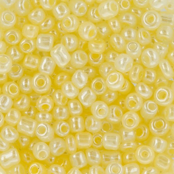 Бисер Zlatka 11/0 (2.1 мм), 100 г (10х10 г), №0142 кремовый, GR