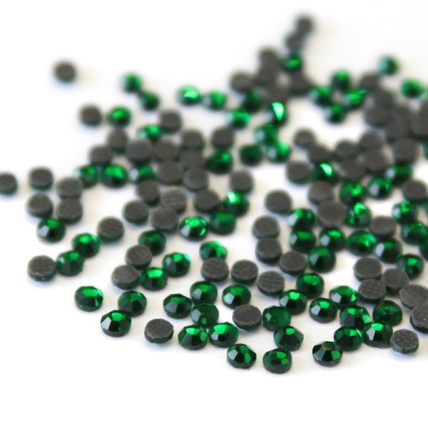 Стразы термоклеевые, 2мм, ss6, 432 шт/уп, Cristyle (205)