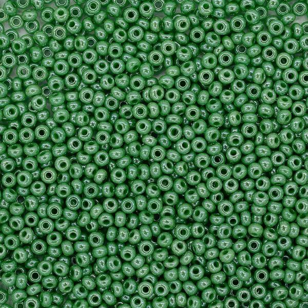 Бисер Preciosa непрозрачный с жемчужным покрытием, 10/0 (58250), круг. отв., 500 г