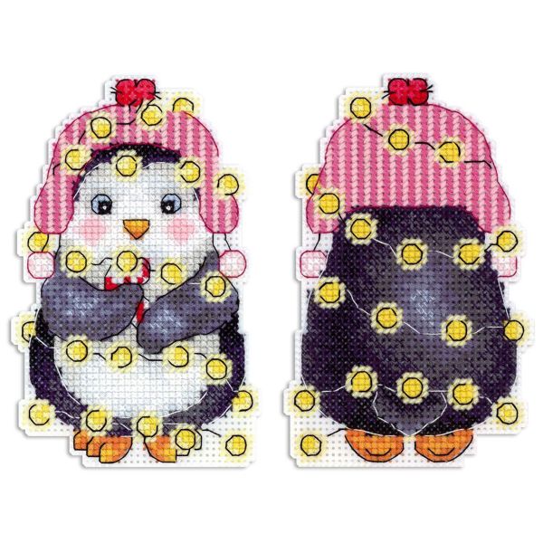 Набор для вышивания нитками МП Студия Р-1174, на пластиковой канве Новогодний пингвин, 11х7 см