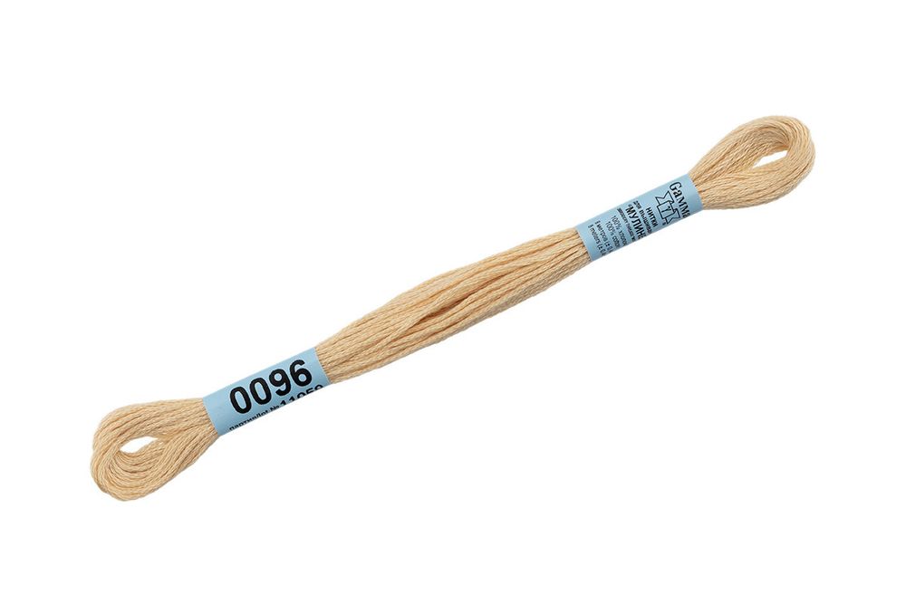 Мулине Gamma 100% хлопок, цв.0096 св-бежевый, 24 мотка по 8 метров