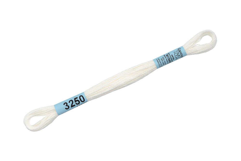 Мулине Gamma 100% хлопок, цв.3250 молочный, 24 мотка по 8 метров