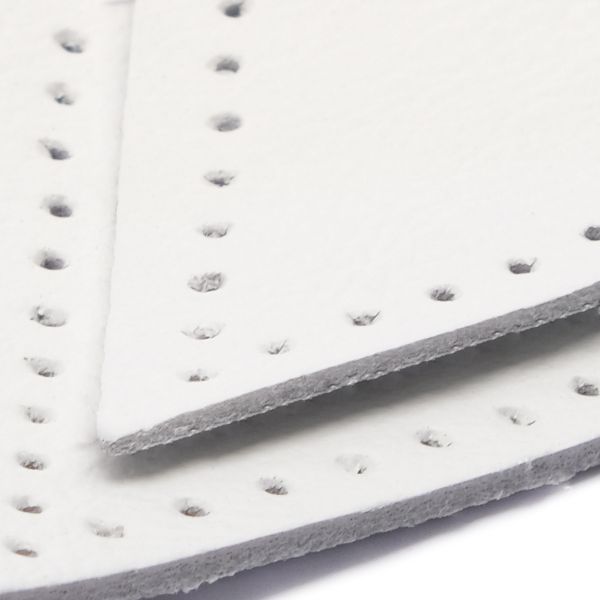 Заплатки пришивные из кожи, треугольник равнобедр., стор. 5см, с перфорацией, 2 шт, 100% кожа, 08 белый, 9901