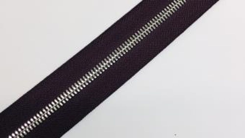 Молния рулонная металл Т5 (5 мм), никель цв.D254 т.фиолетовый, уп.5м, MZipper Premium, 1 шт