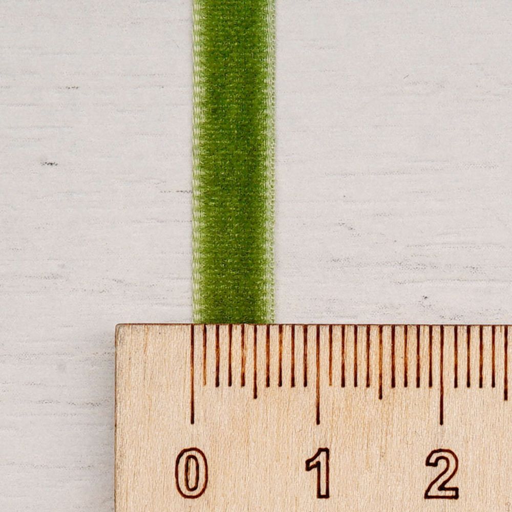 Лента бархатная (тесьма) 06.0 мм / 32.9±2 метров, 0081-0701, 158 зеленый