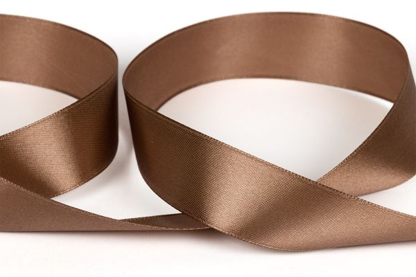 Лента атласная 1-сторонняя 25.0 мм / 33±2 метра, №528L(18-1019) коричневый, Gamma