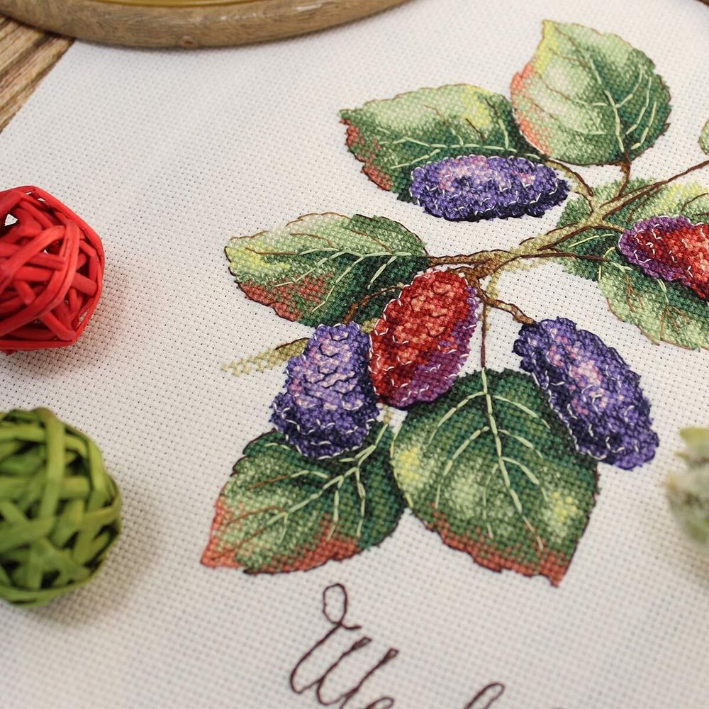 Набор для вышивания МП Студия Дары природы. Шелковица 13х18см, НВ-770