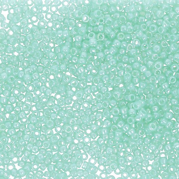 Бисер Toho 15/0 круглый (1.5 мм), 500 г, 0144 бл.зеленый/перл