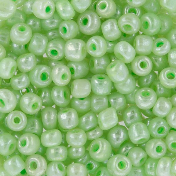 Бисер Zlatka 8/0 (2.9 мм), 100 г (10х10 г), №0144 св.салатовый, GR