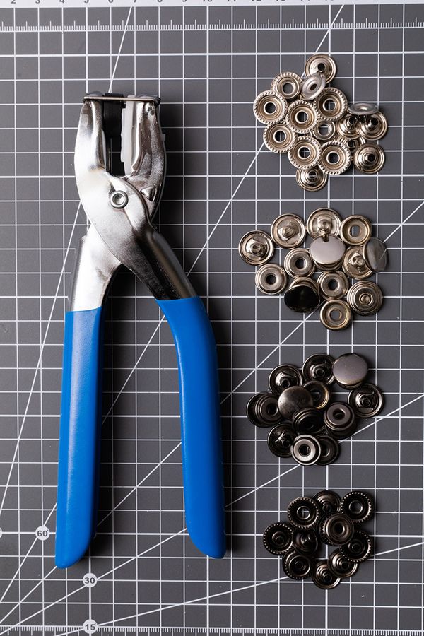 Щипцы для установки металлических кнопок, с кнопками, Micron HT-3