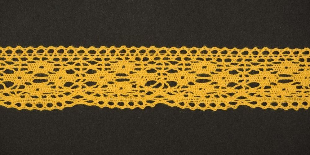 Кружево вязаное (тесьма) 30 мм, цв.желтый, 25 метров, AF-197-015 Кружево вязаное (тесьма) 30 мм, цв.желтый, 25 метров, AF-197-015