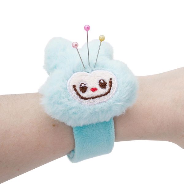 Браслет игольница монстрик голубой 24 см