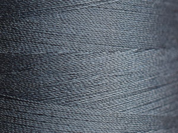 Нитки для машинной стежки Madeira Aeroquilt №40, 2750 м, цв. 8110, 9130B, 1 катушка